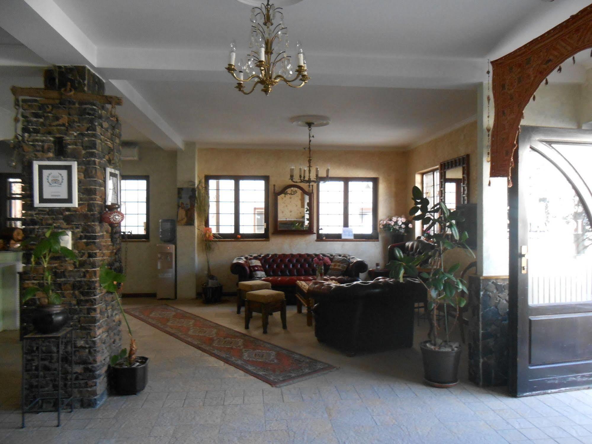 Villa Anri โมสตาร์ ภายนอก รูปภาพ